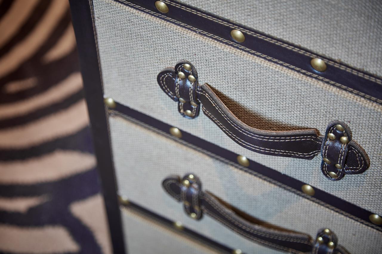 Oddfellows On The Park Cheadle  Exterior photo A leather handle on a piece of furniture